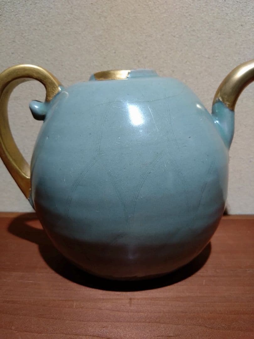 高麗青磁 線刻 水柱