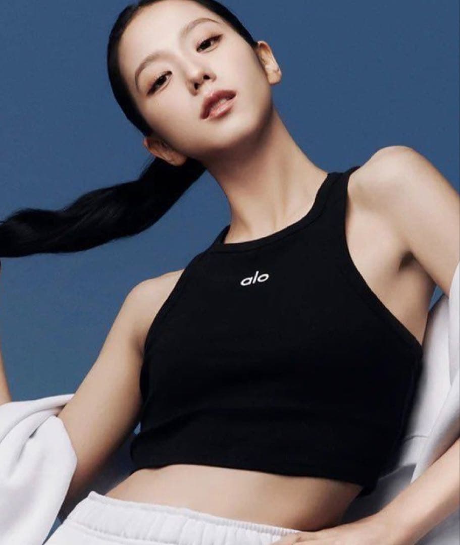 Alo Aspire Tank Mサイズ タンクトップ ジス着用モデル