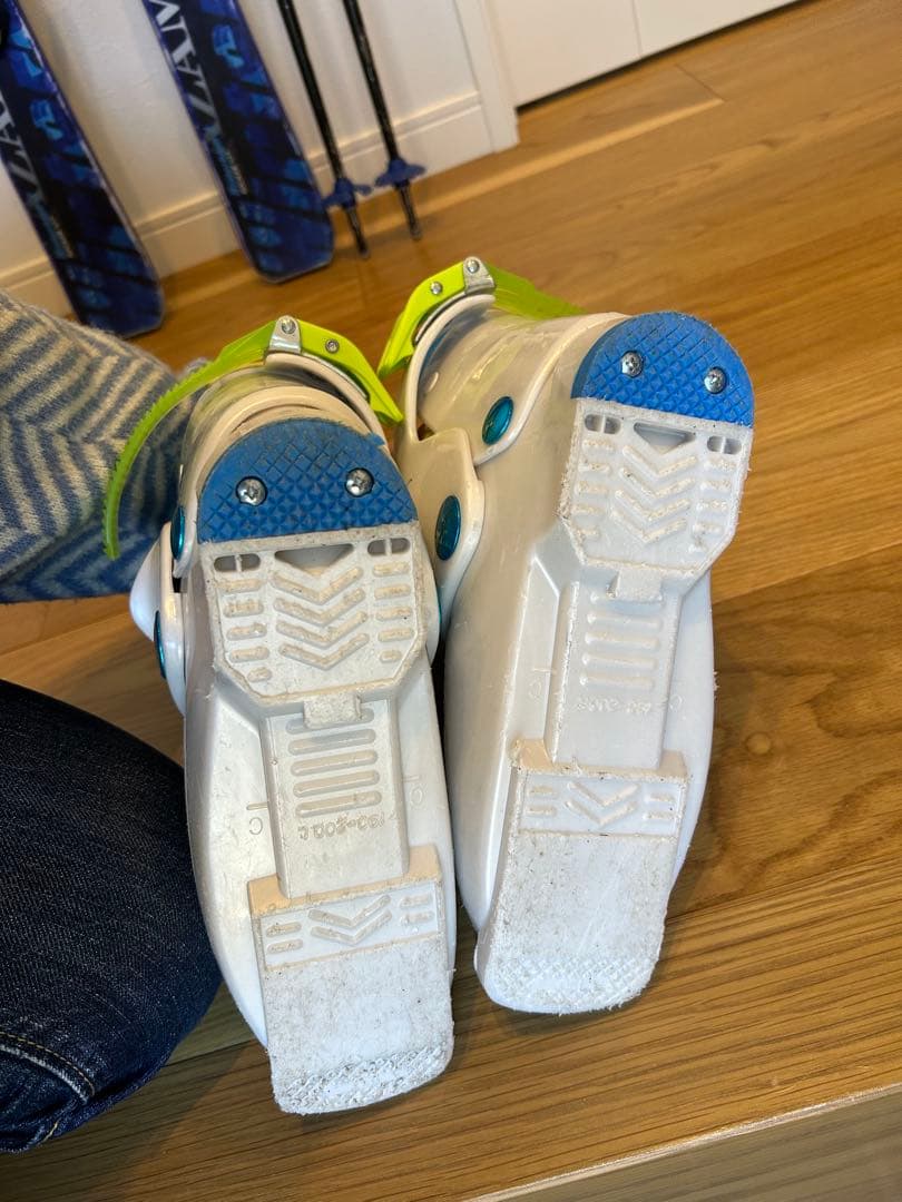 【最終値下げ】KAZAMAスキー板107cm、ブーツ、ストック3点セット