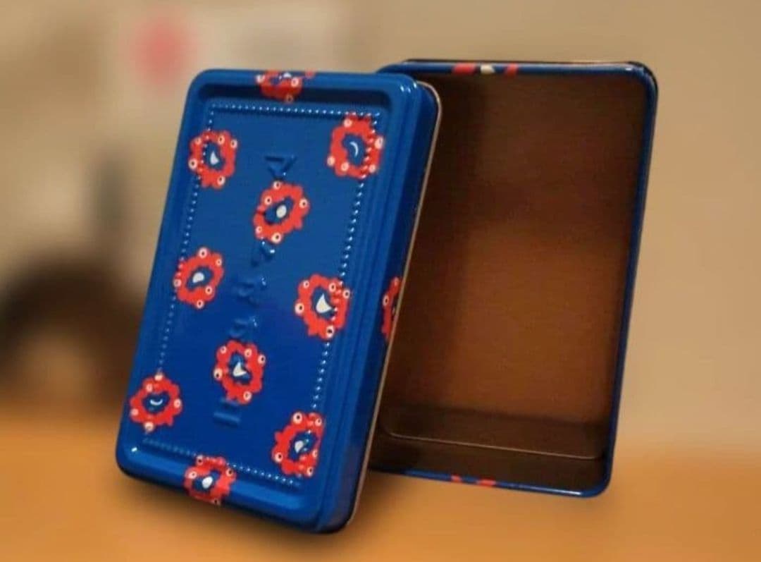 ミャクミャク　黒ミャクミャク　Lサイズぬいぐるみ　マイドオオキニ缶　壺　タオル