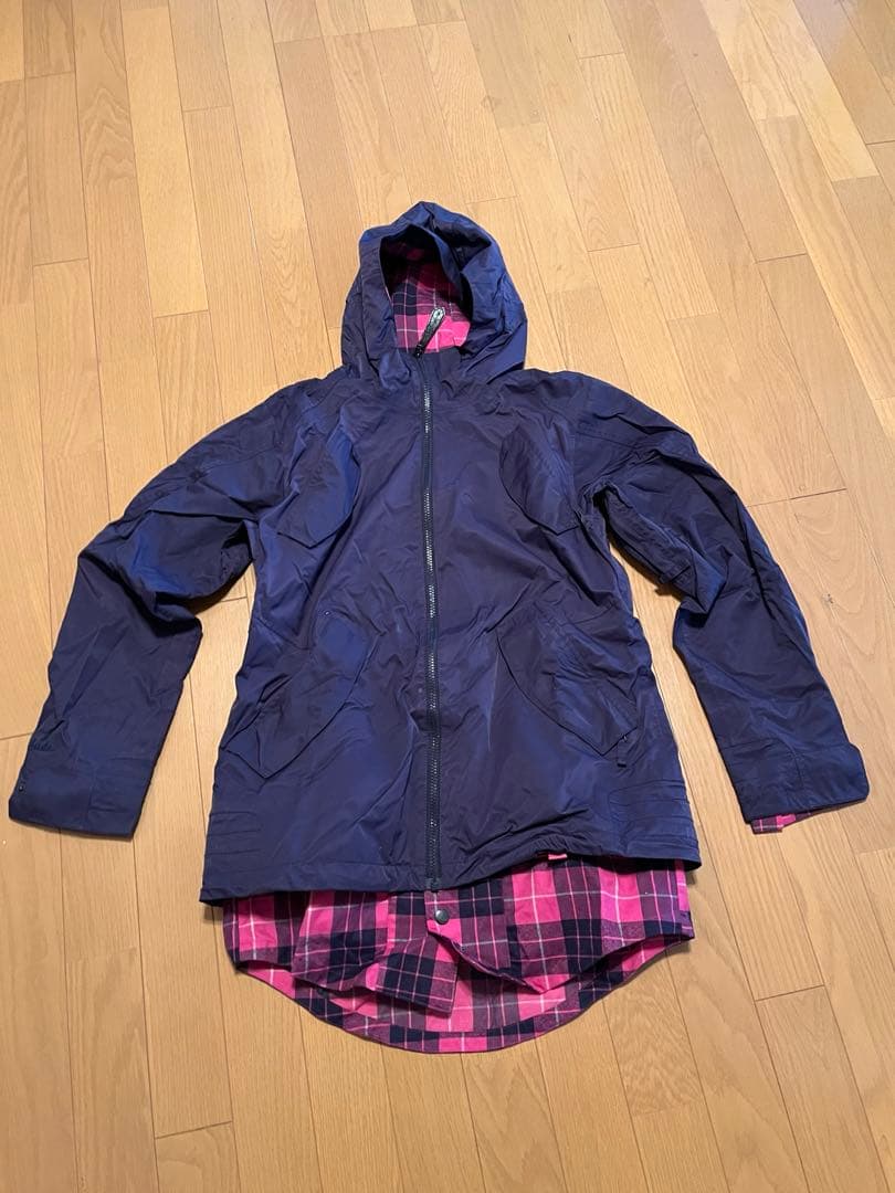 バートン　スノーボード　ウェア　ジャケット　ビーバイバートン