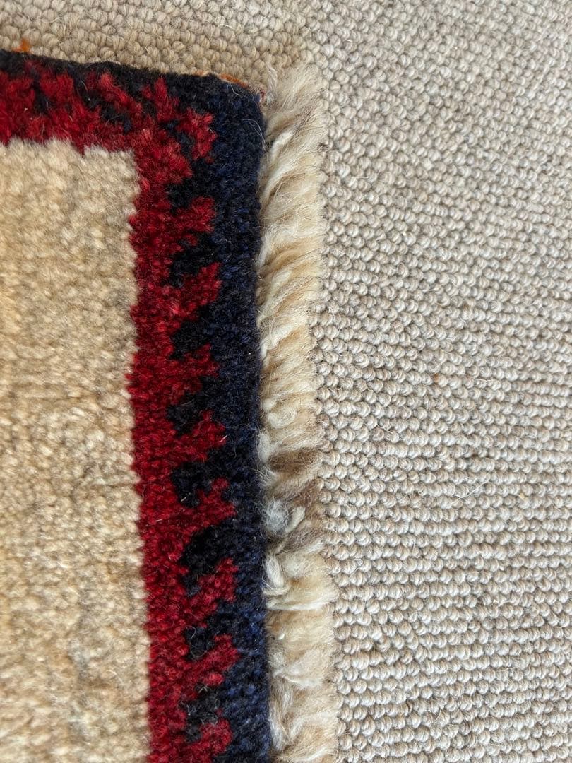 【値下げ中】トライバルラグ（ギャッベ に近い）119cm×155cm