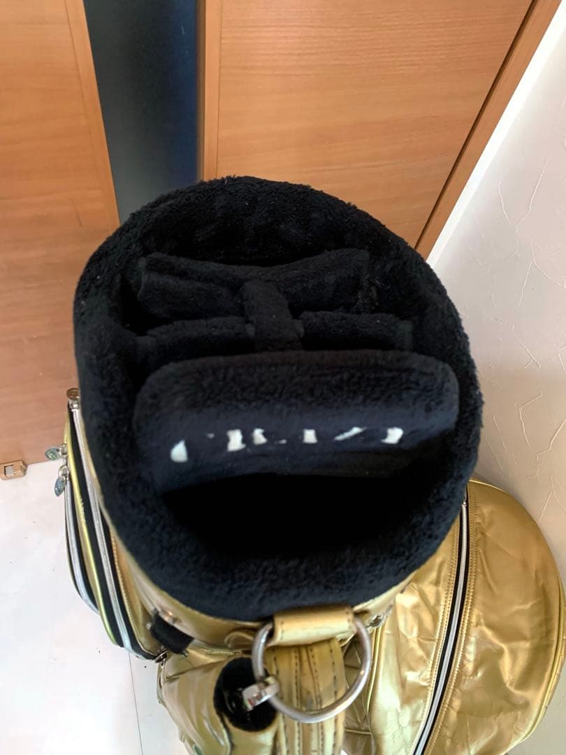 希少　完売　クレイジー　キャディバッグ　ゴールド