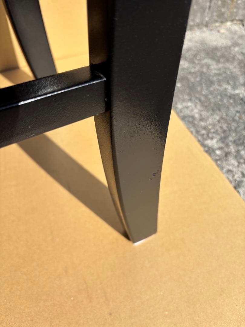 背もたれ付ピアノ椅子　足部フェルト付き　比較的きれい　ワインレッド座面