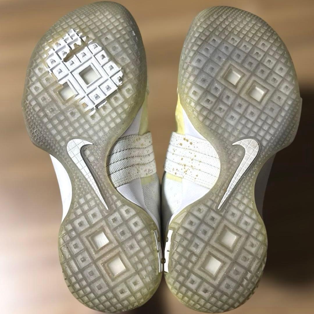 シューズ(男性用) NIKE LeBron Zoom Soldier 10 \"Gold Medal\"