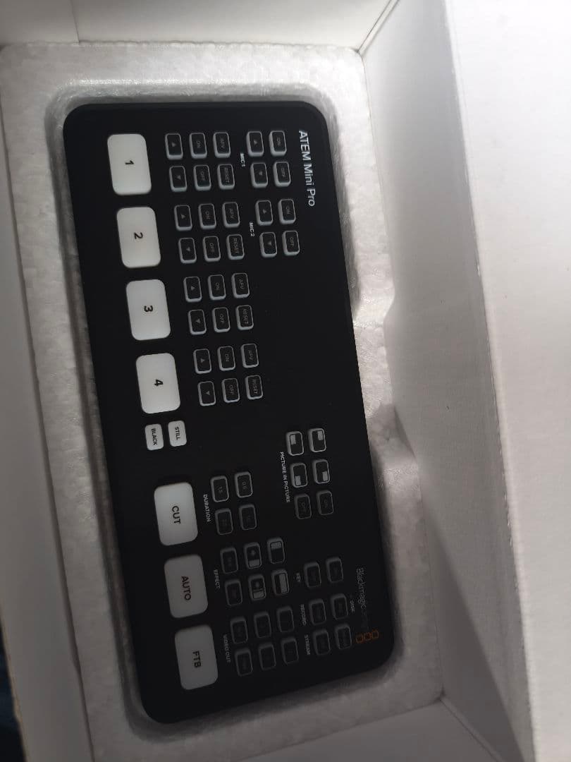 FU【ほぼ新品同様】ATEM Mini Pro