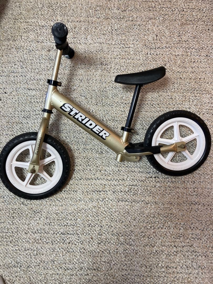 STRIDER バランスバイク ゴールド