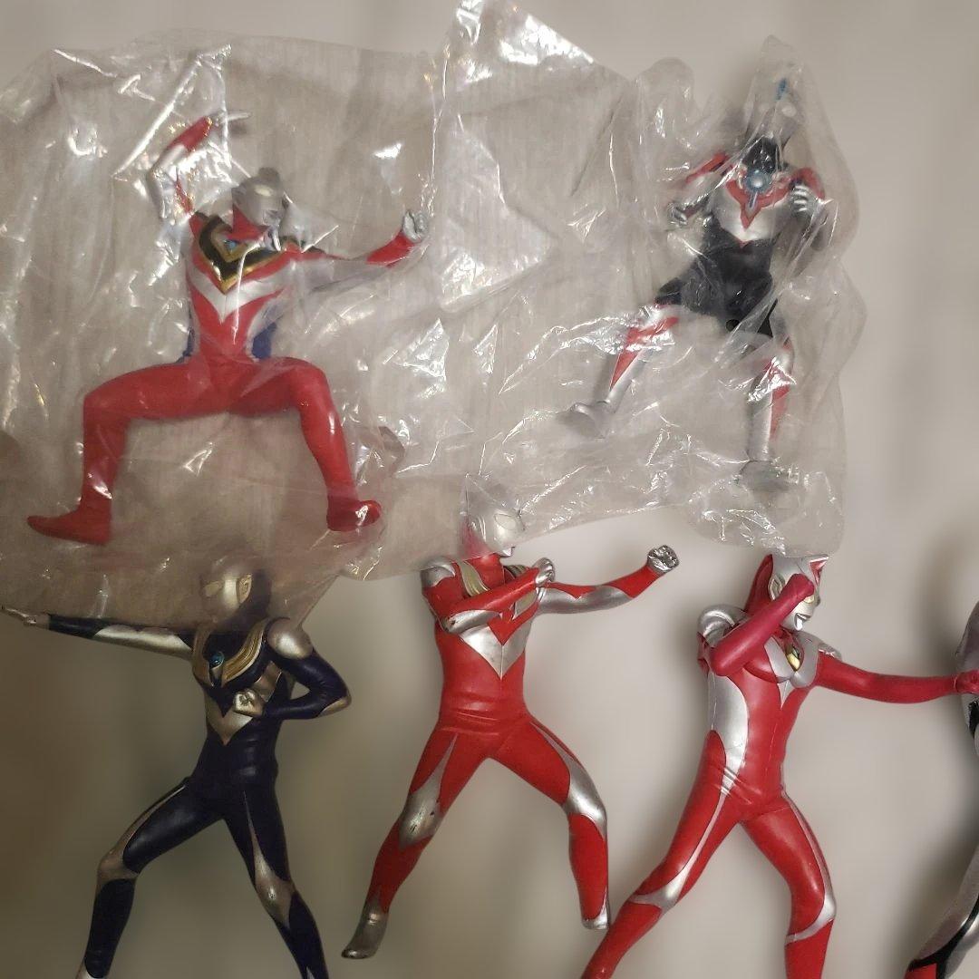 英雄勇像 ウルトラマン ティガ ダイナ ガイア アグル シン・ウルトラマン