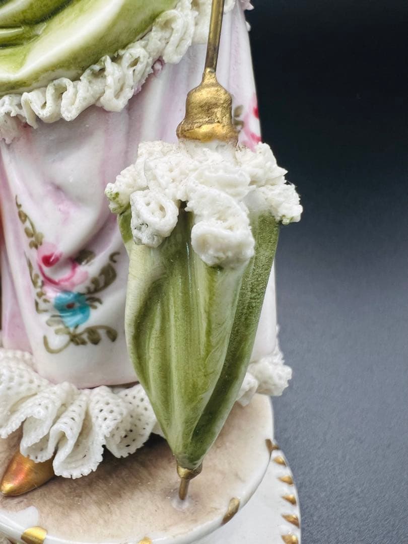 ビクトリアンスタイル 陶器製 女性像