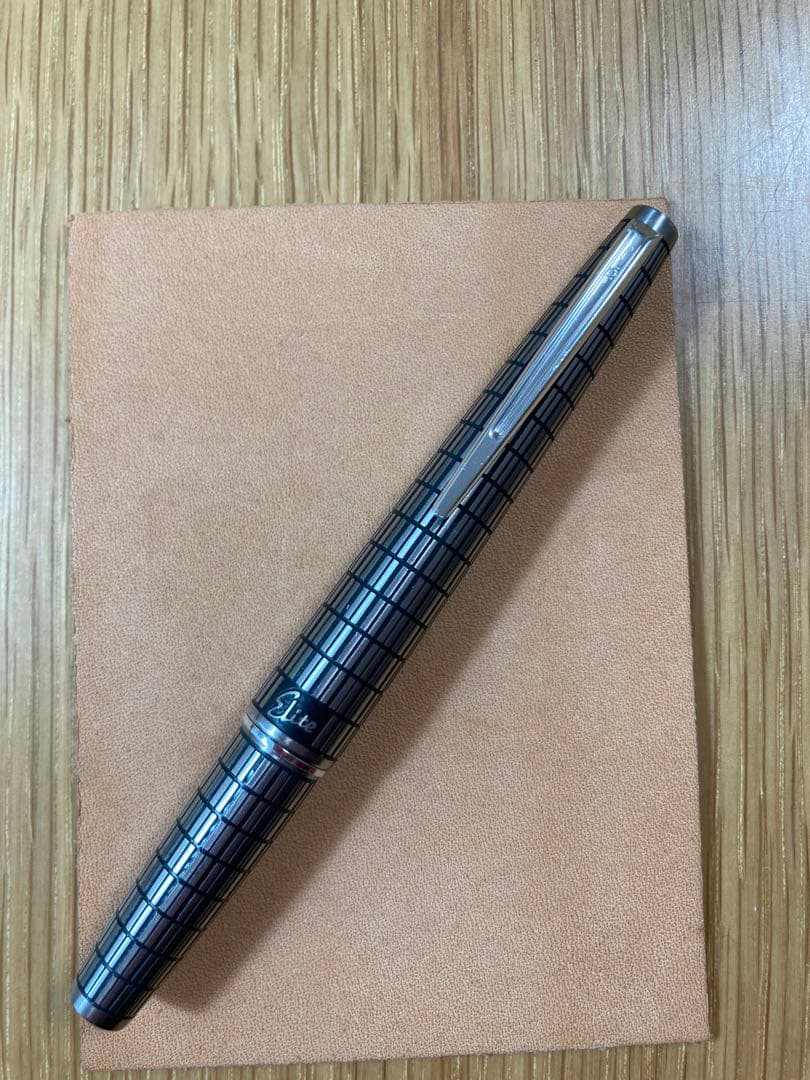 エリートs 万年筆　efニブ