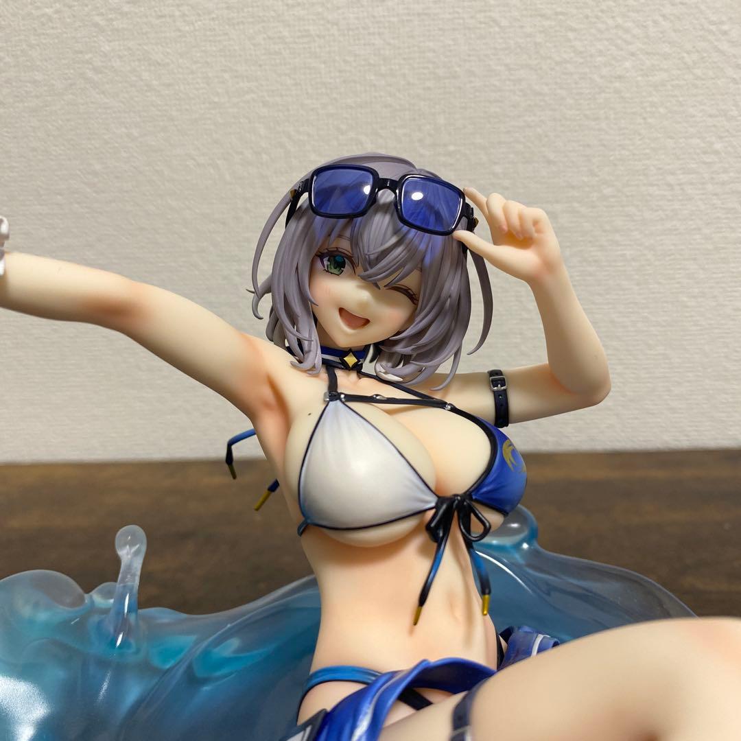 白銀ノエル　水着　フィギュア