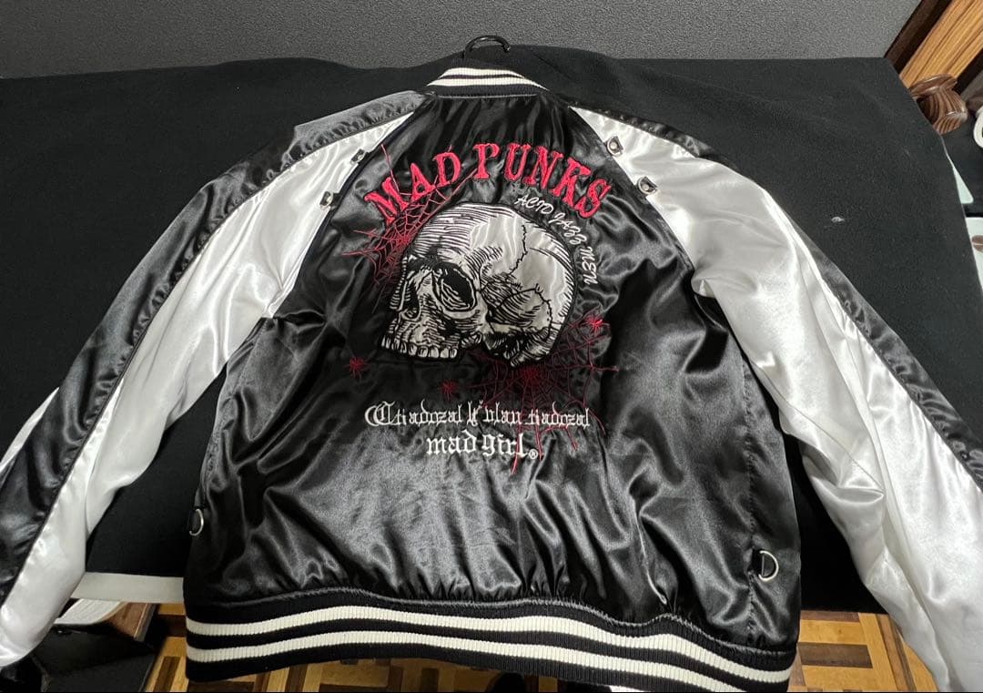 MAD PUNKS スカル刺繍 スカジャン Mサイズ