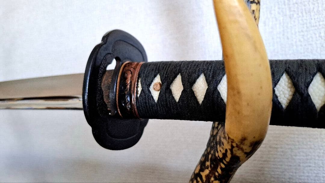 ※ワケアリ特価※　居合刀　2尺3寸　重さ930g（鞘払って）