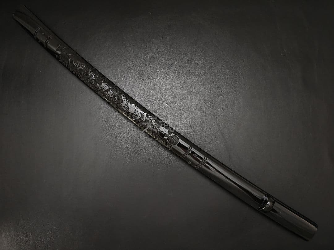 CSQ02　日本刀鞘　黒鞘　龍図　両面彫刻　拵え　栗形　反り約2.3CM