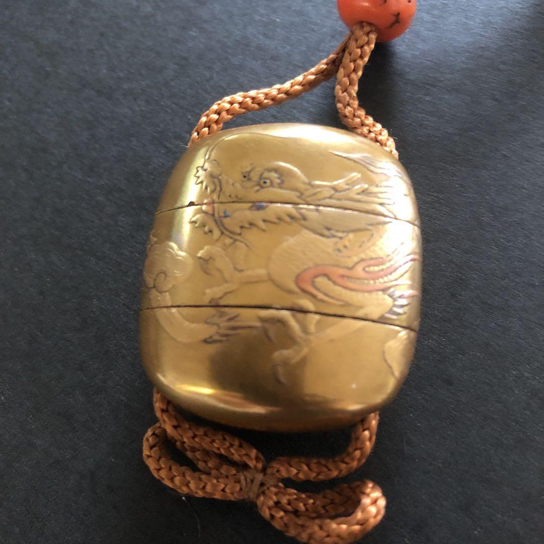 期間限定　お値下げ中　小印籠　龍　金蒔絵　アンティーク