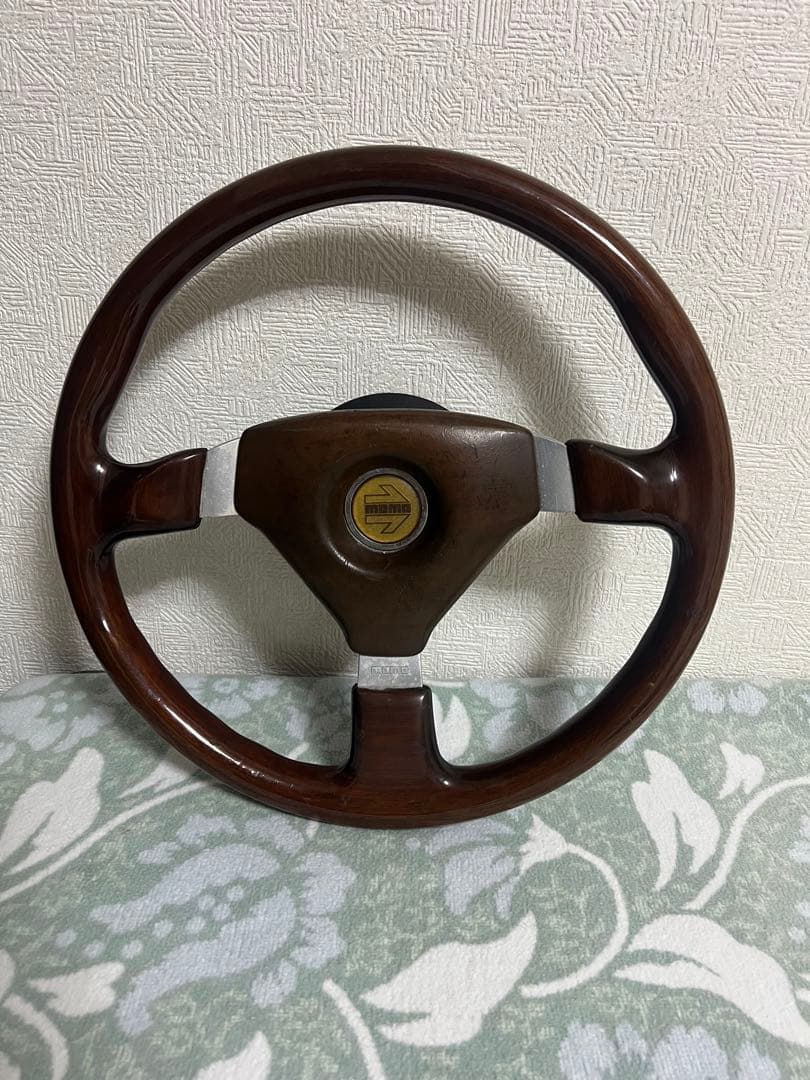 希少 ビンテージ イタリア製 モモ ステアリング