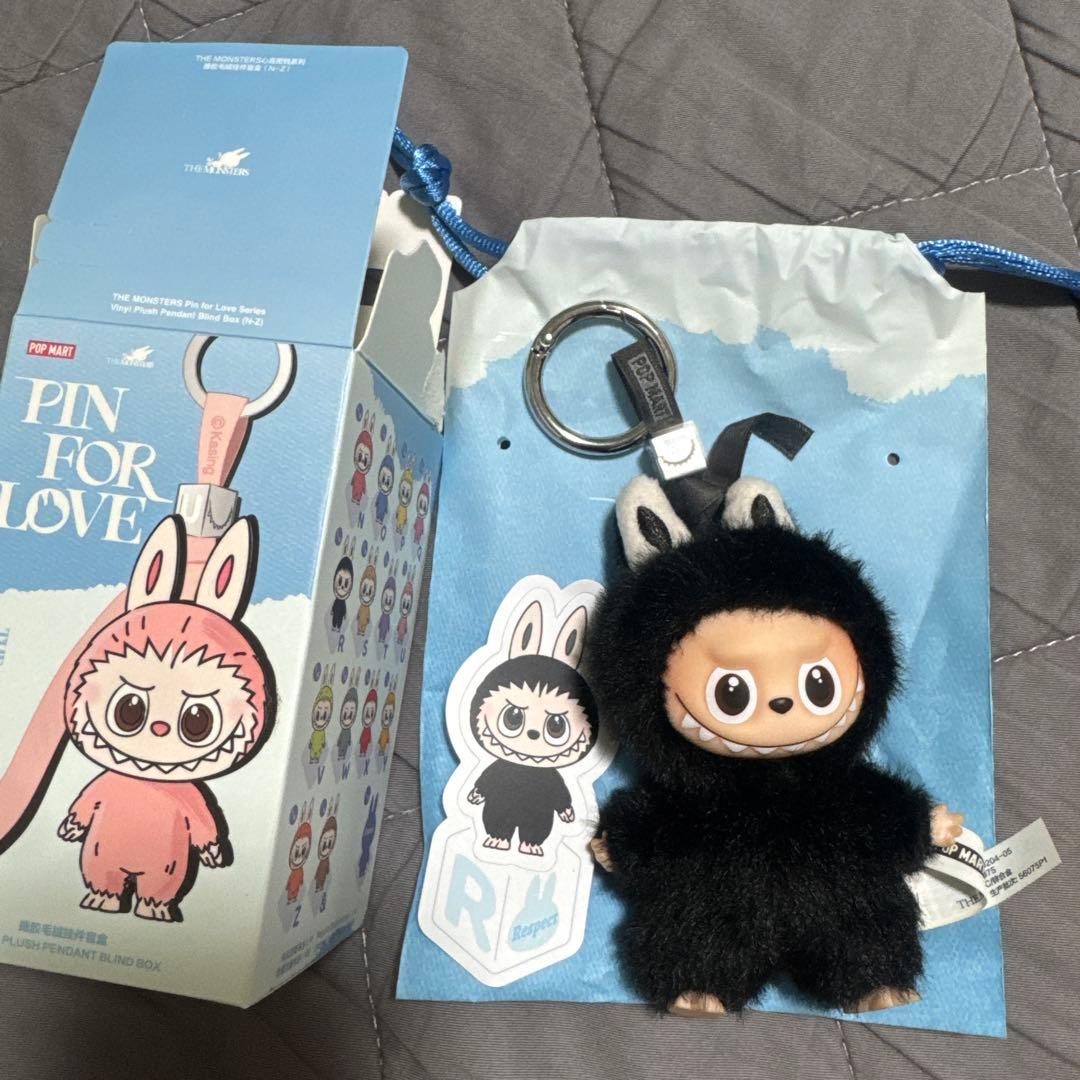 POPMART PIN FOR LOVE ぬいぐるみ ラブブ イニシャル　R r