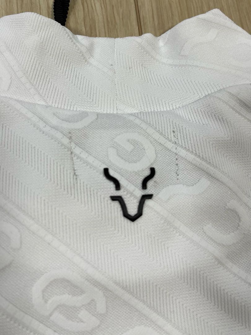 CPG ロゴジャガード柄モックネック３