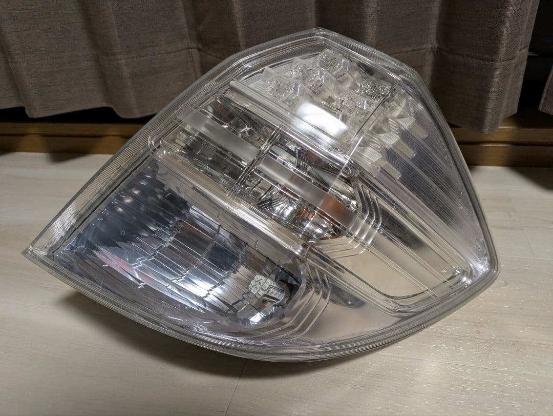 【リフレクター加工品】 中古 GE/GP フィット 純正テールランプ 左右