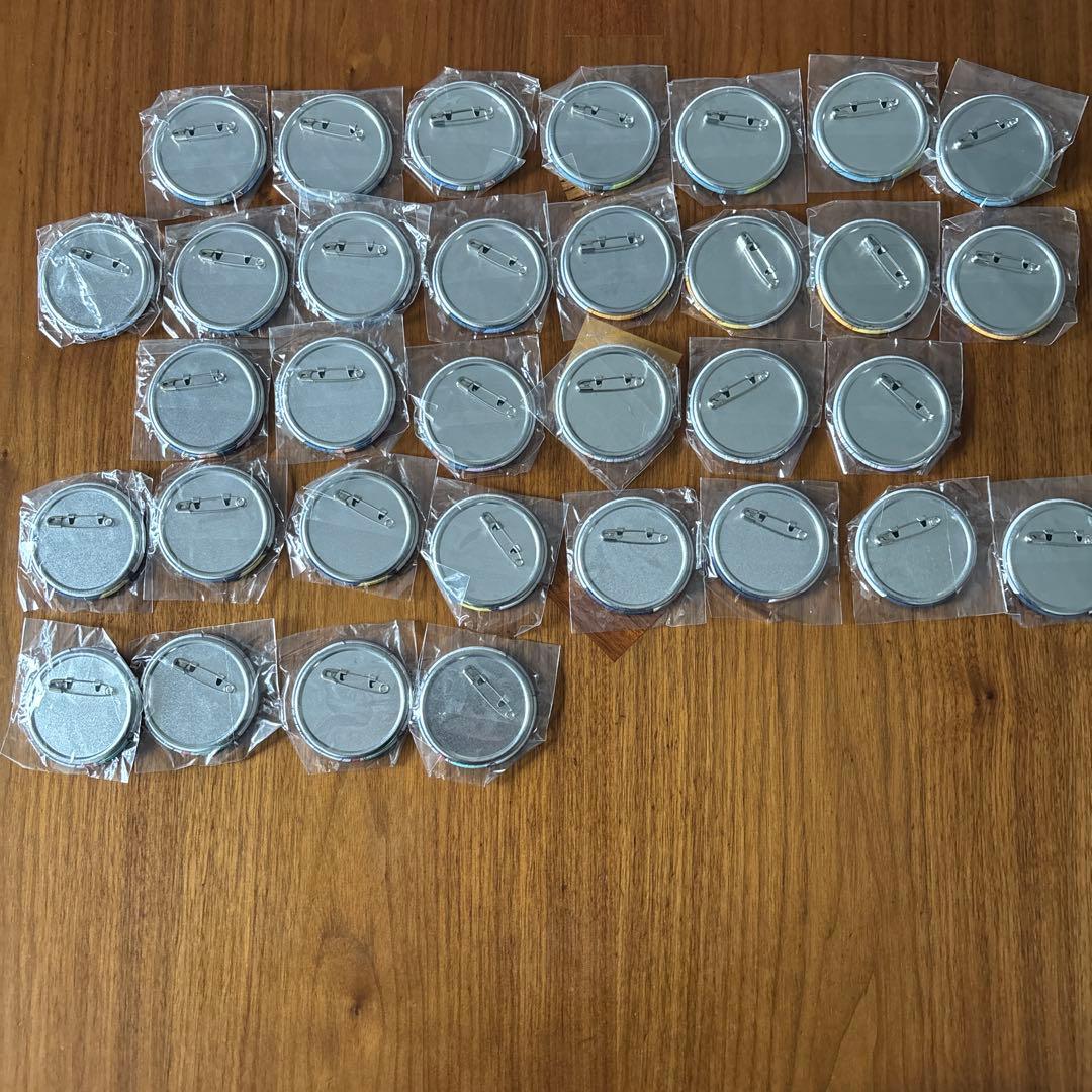 名探偵コナン 缶バッジセット 33個まとめ売り