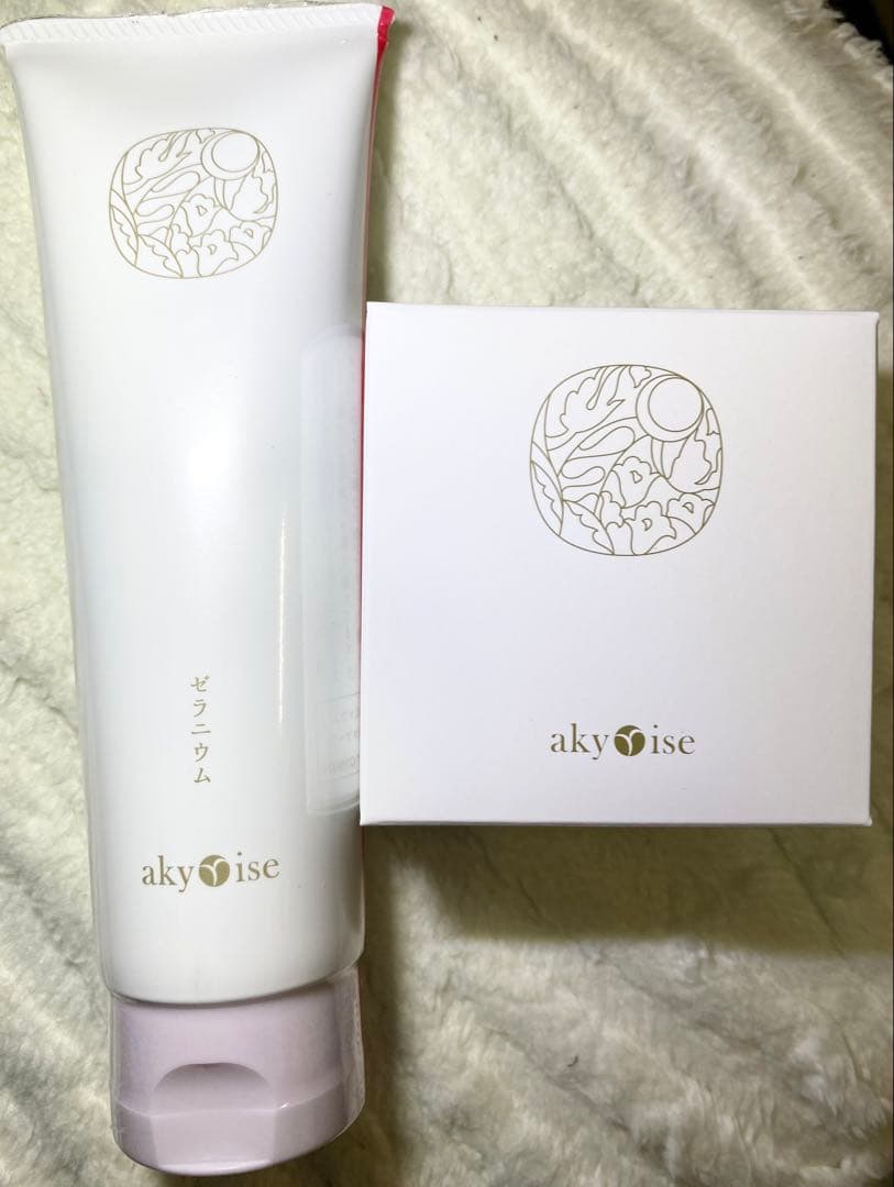 ⭐︎新品未開封⭐︎あきゅらいず　泡石110g & 優すくらぶゼラニウム150gセット