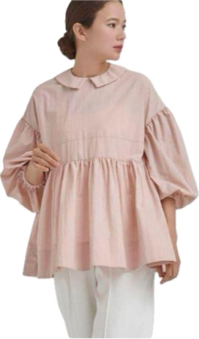 美品　yori ネイビー フラットカラーティアードブラウス　紺　ヨリ