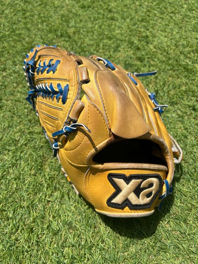 野球　軟式　グローブ　ピッチャー　左利き