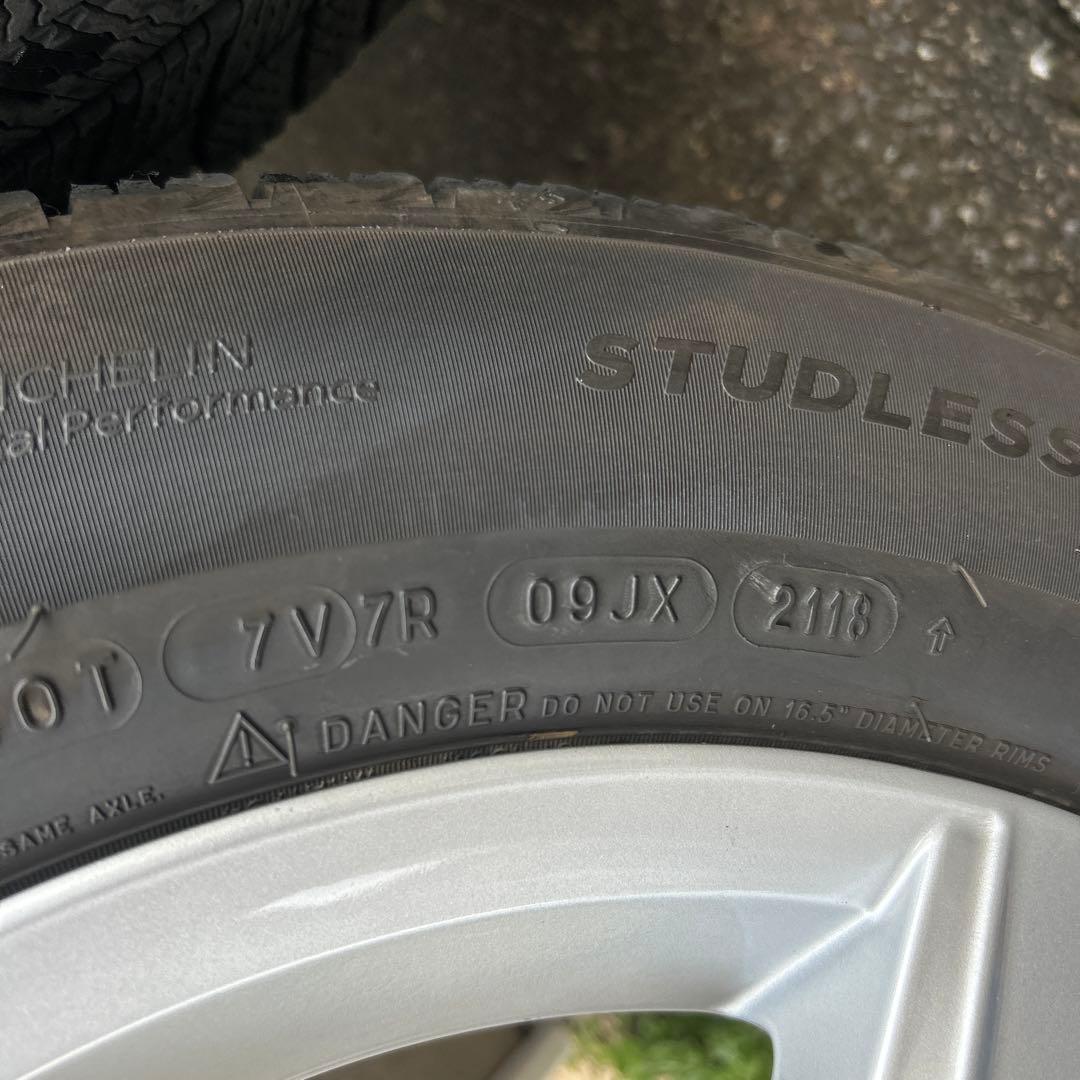 フォルクスワーゲン純正　205/60/16