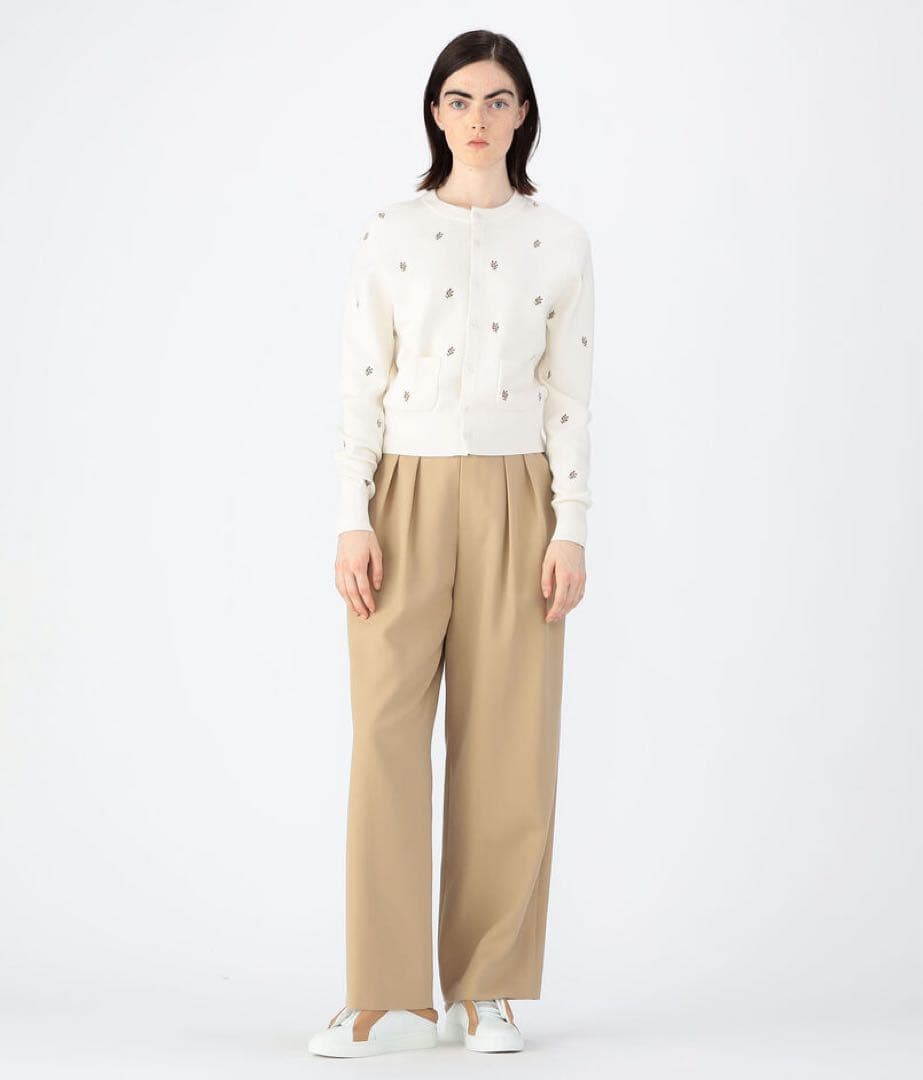 CABaN コットンカシミヤ エンブロイダリークルーネックカーディガン