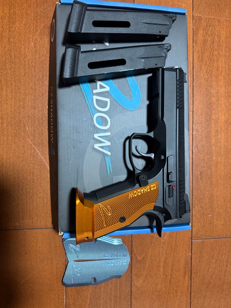 カーボネイト・CZ SHADOW 2 ガスガン ブラック/オレンジ