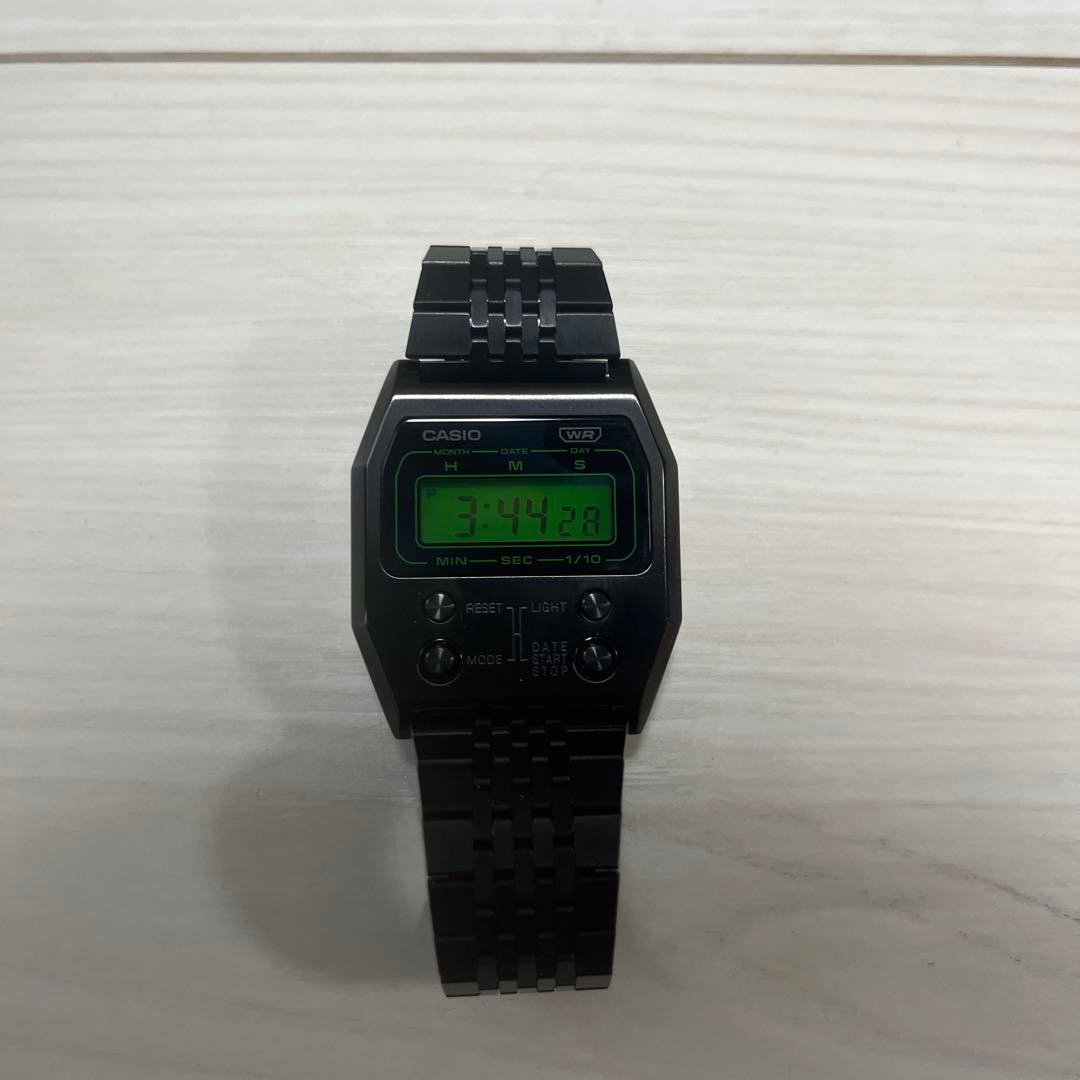 CASIO A1100B-1JF ブラック腕時計