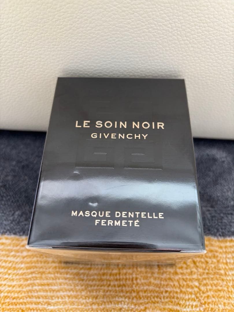 未開封 ジバンシイ ソワンノワール ファーミングレース マスク 50ml