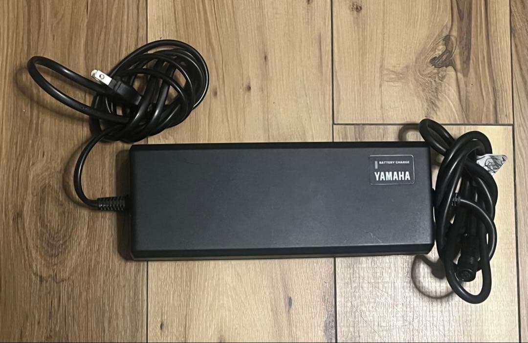 Yamaha YPJ X07-20 バッテリーチャージャー