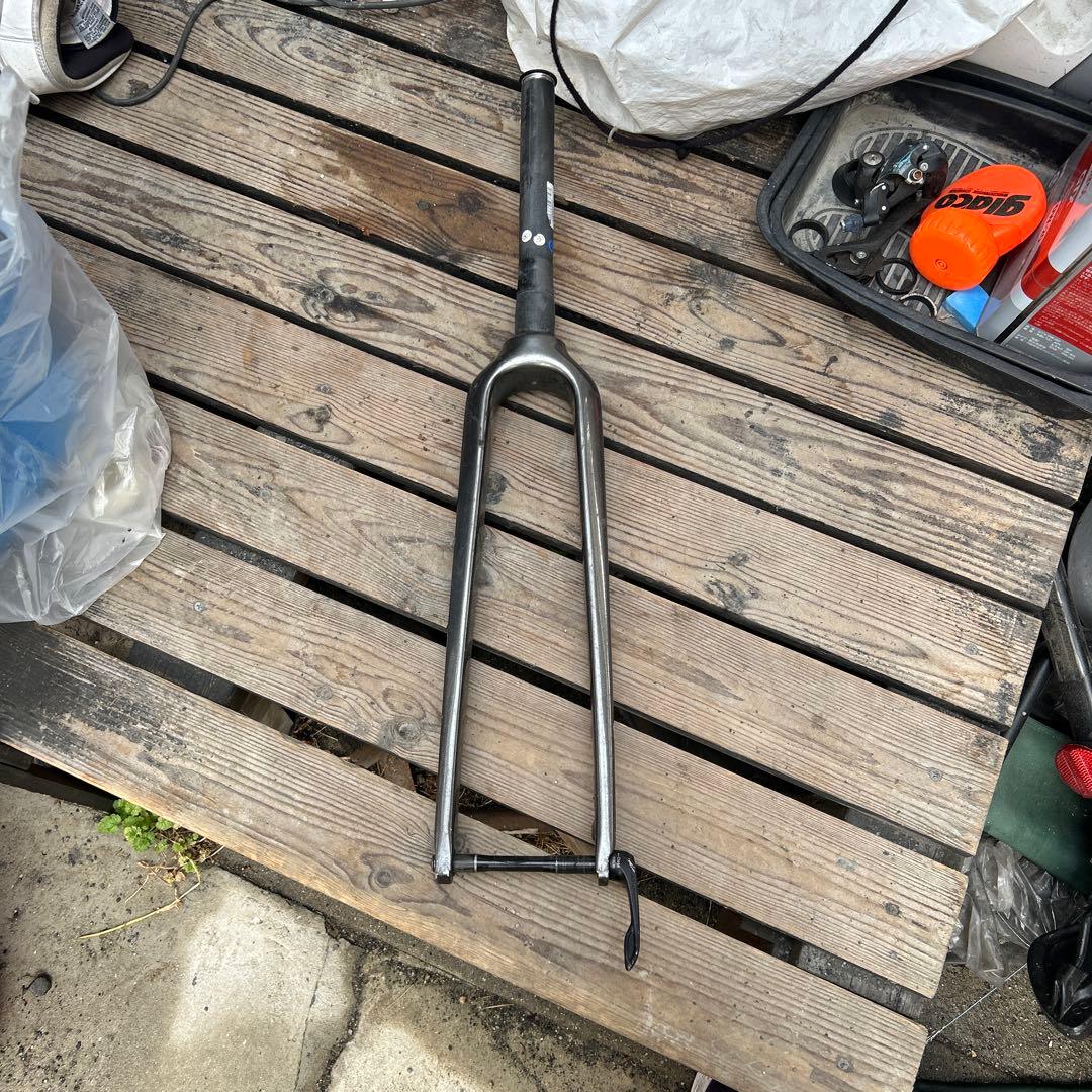 GIANTカーボンフォークテーパーBoost