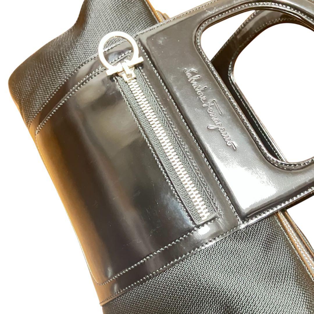 Salvatore Ferragamo【サルバトーレフェラガモ】ハンドバッグ