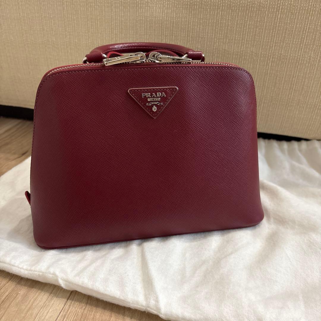 PRADA/プラダ　バーガンディ ハンドバッグ