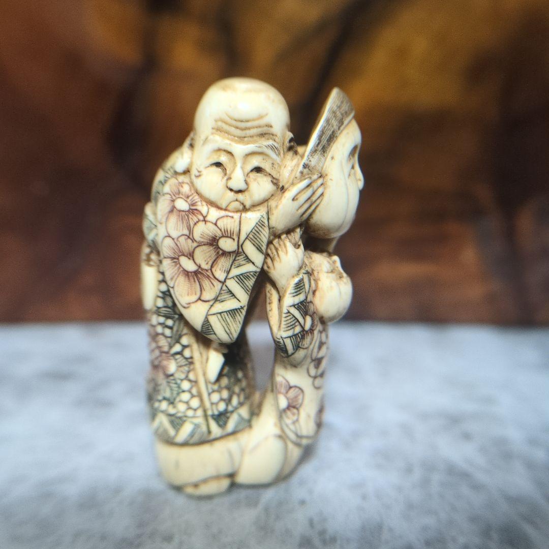 極上　　人物根付　天然素材　置物　古美術品　 細密細工　骨董　アンティーク