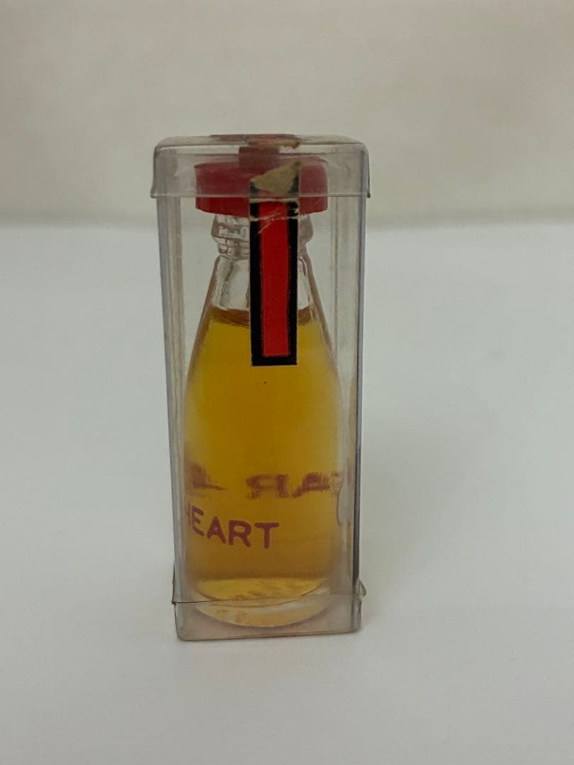 ハローキティ　香水　1976 レトロ　サンリオ　パフューム　キティ