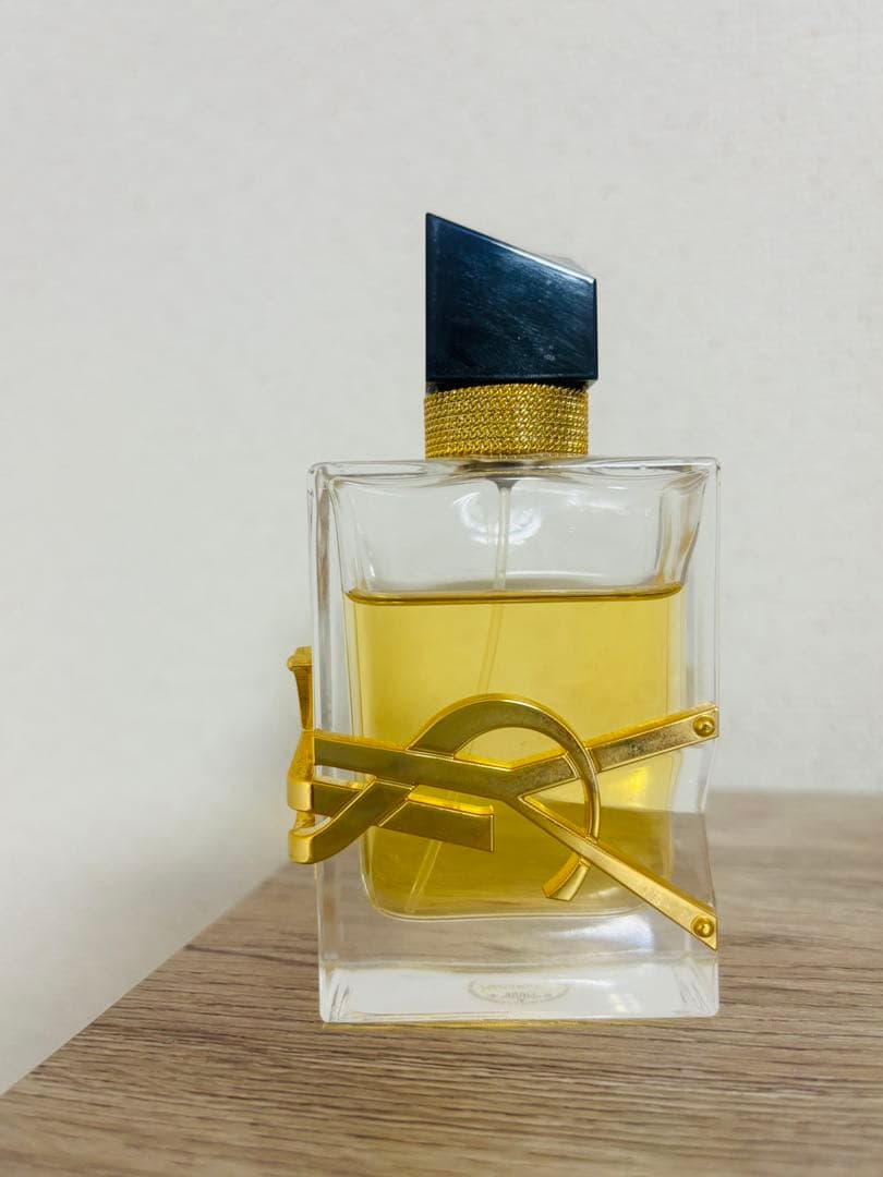 イヴサンローラン リブレ オーデパルファム 50ml 香水　LIBRE