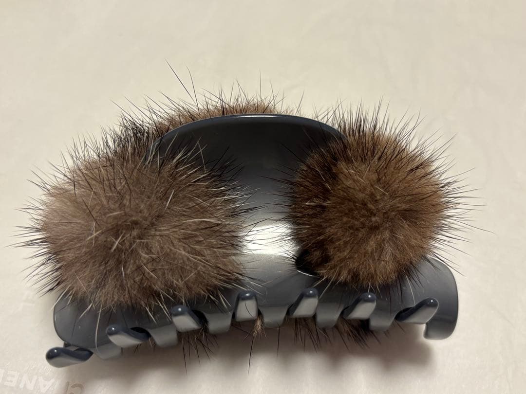 アレクサンドゥパリ❤︎ミンクファー ヘアクリップ