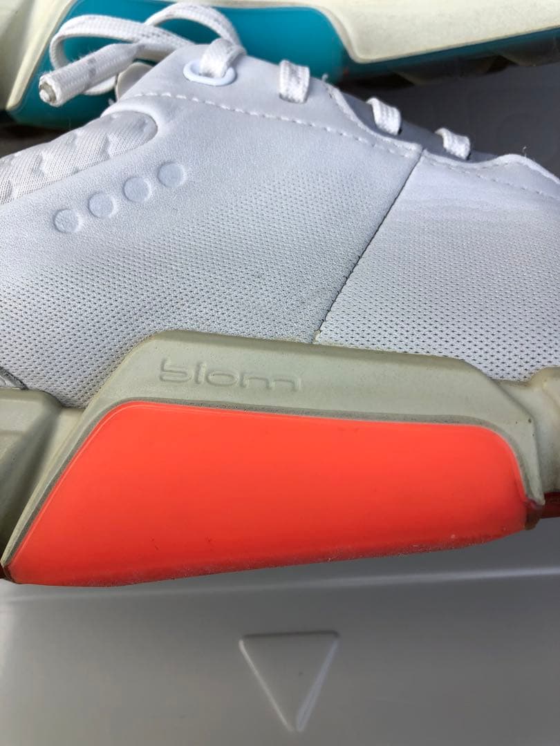 325番超美品ECCO XTENCAゴルフシューズ38 24.0cmスパイクレス