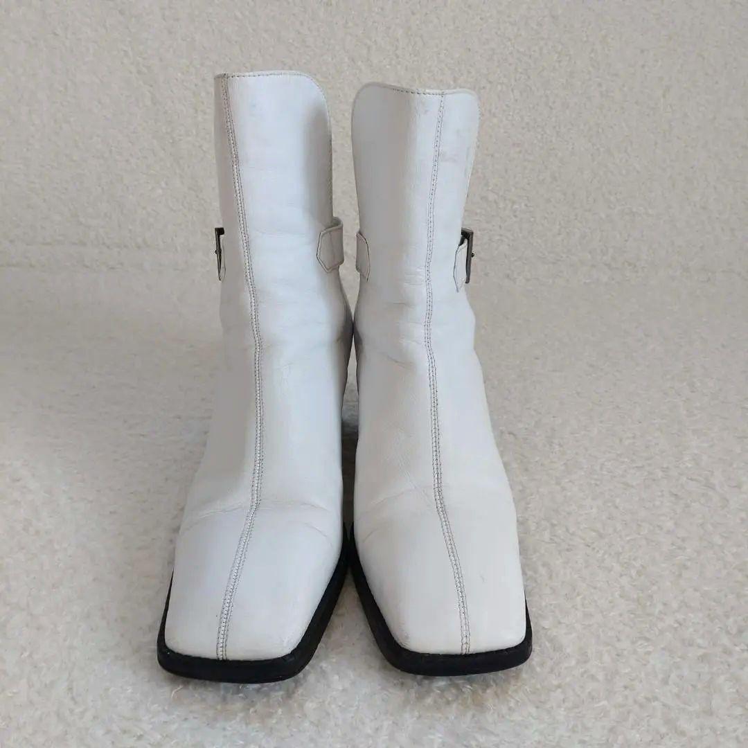 CHANEL ショートブーツ スクエアトゥ CC ココマーク 白 23～23.5