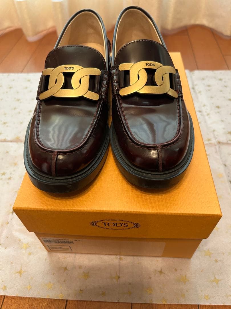 TOD'S ケイトレザーローファー　36.5