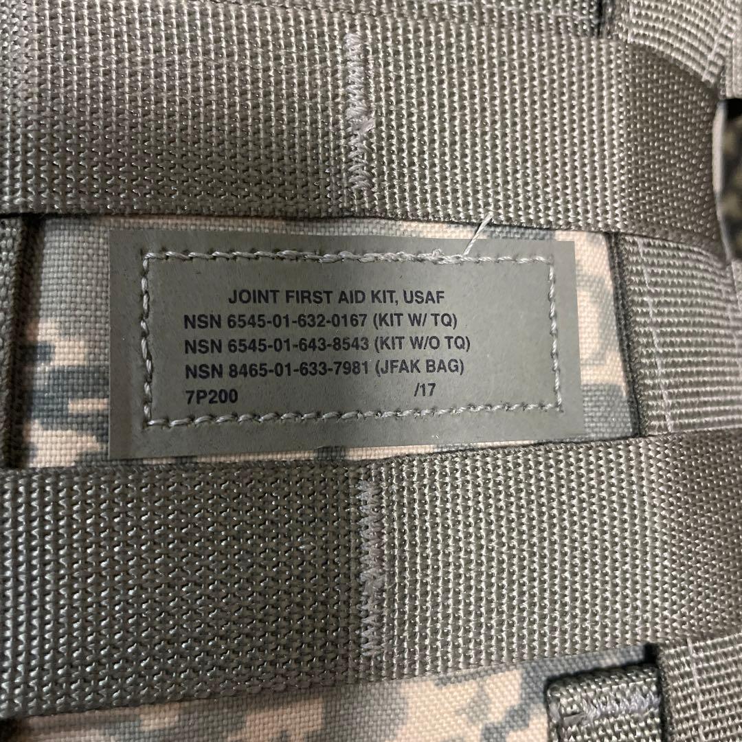 実物 First Aid Kit / 応急医療キット — 備品一式付 M157