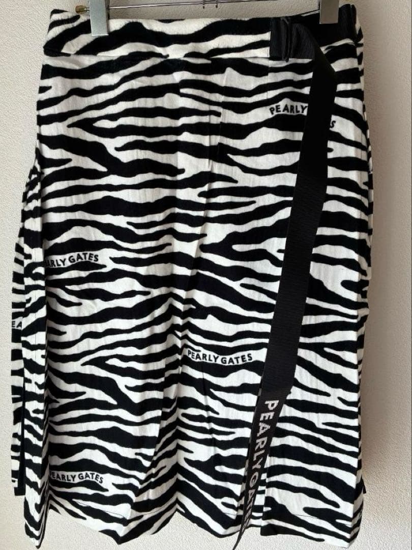 【新品】パーリーゲイツ レディース　スカート　ゼブラチェック柄