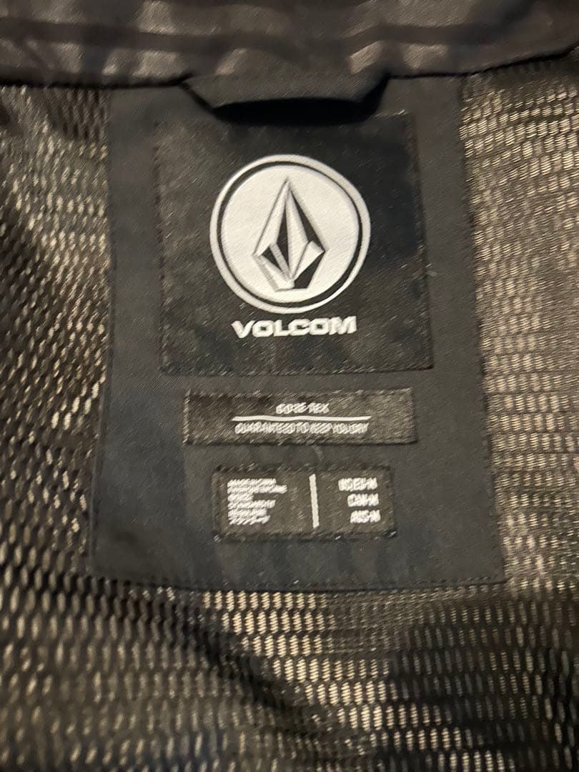 年内のみ価格 ボルコムGORE-TEX ジャケットとパンツ セット