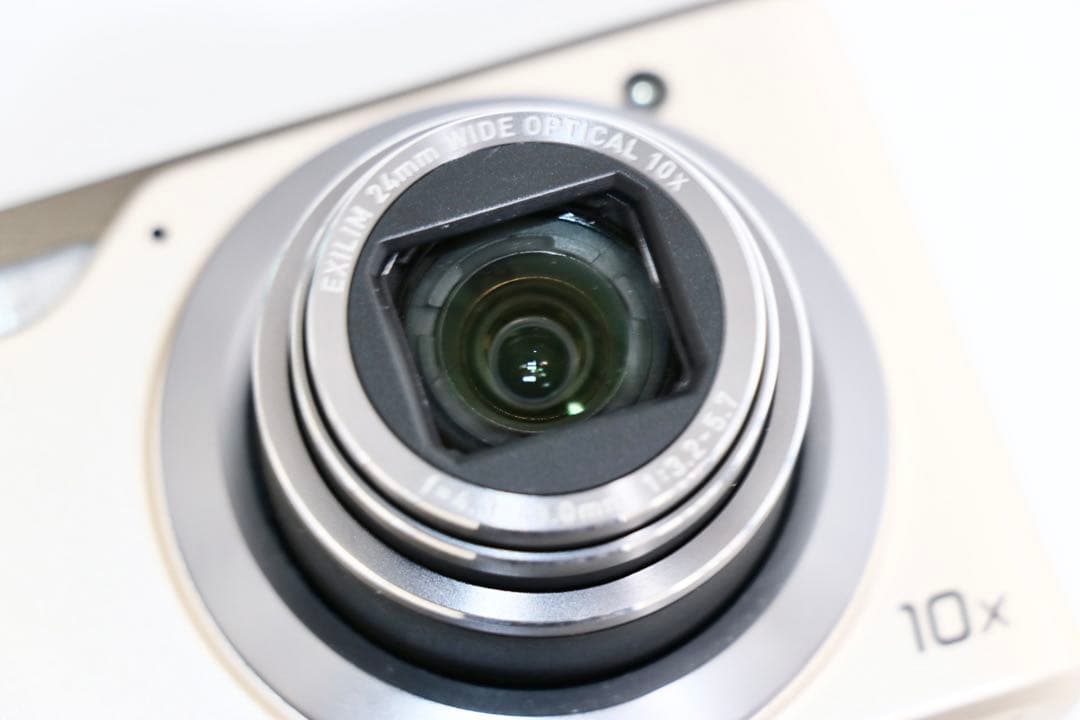 ■ 美品 ■ カシオ CASIO EXILIM EX-H10 ゴールド