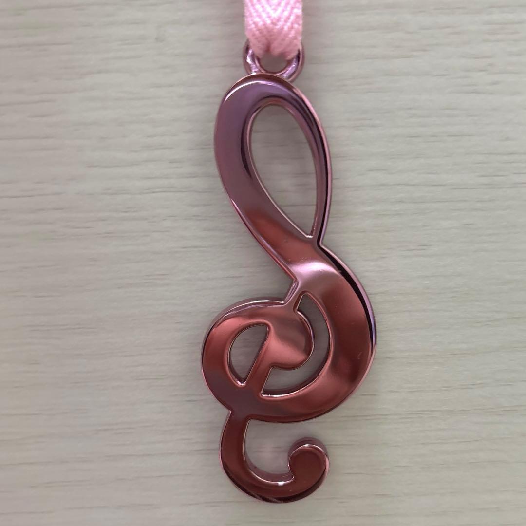 SWAROVSKI Ariana Grande 銀座店限定ショッパーチャーム付き