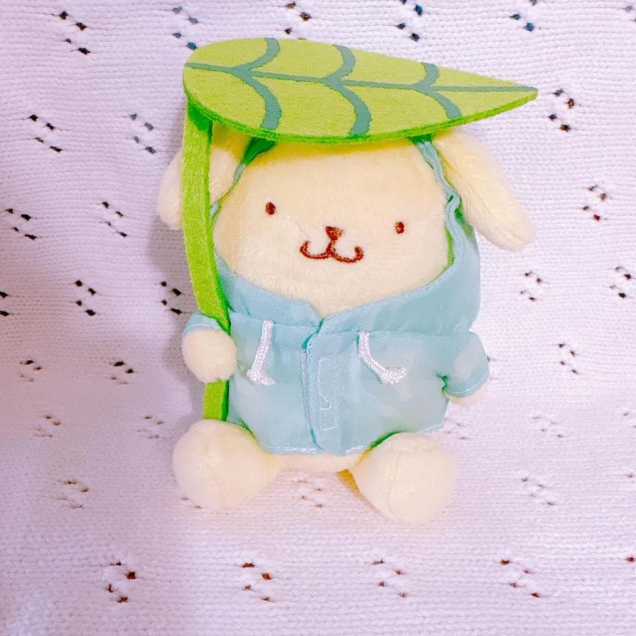 サンリオ　ポムポムプリン　レインコート　マスコット