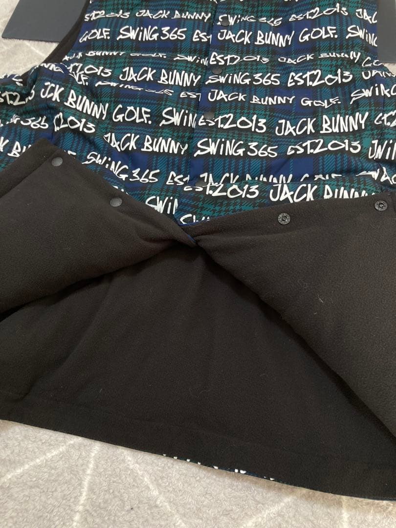 新品 パーリーゲイツ ジャックバニー リバーシブル中綿ベスト(6)サイズLL/紺